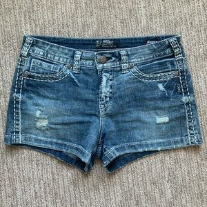 Silver Jeans Aiko Mid Shorts